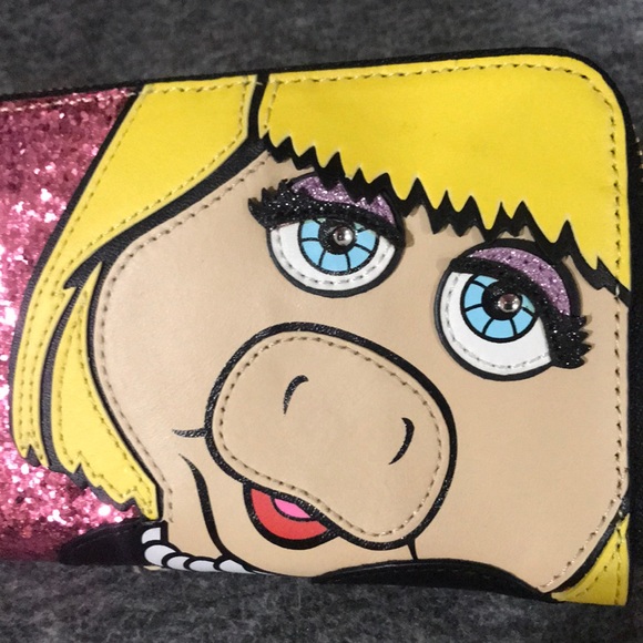 Kate Spade Miss Piggy Lacey Wallet - Picture 2 of 9